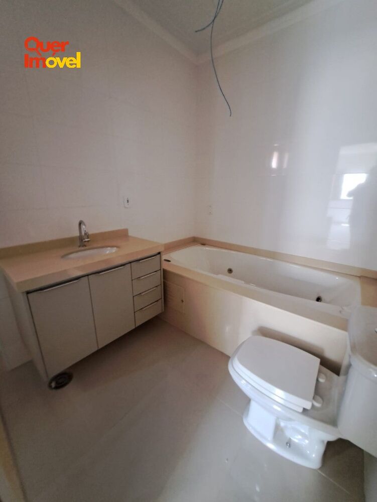 Cobertura, 4 quartos, 239 m² - Foto 3