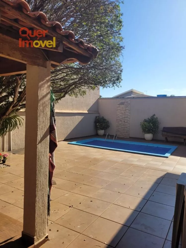 Casa, 5 quartos, 230 m² - Foto 9