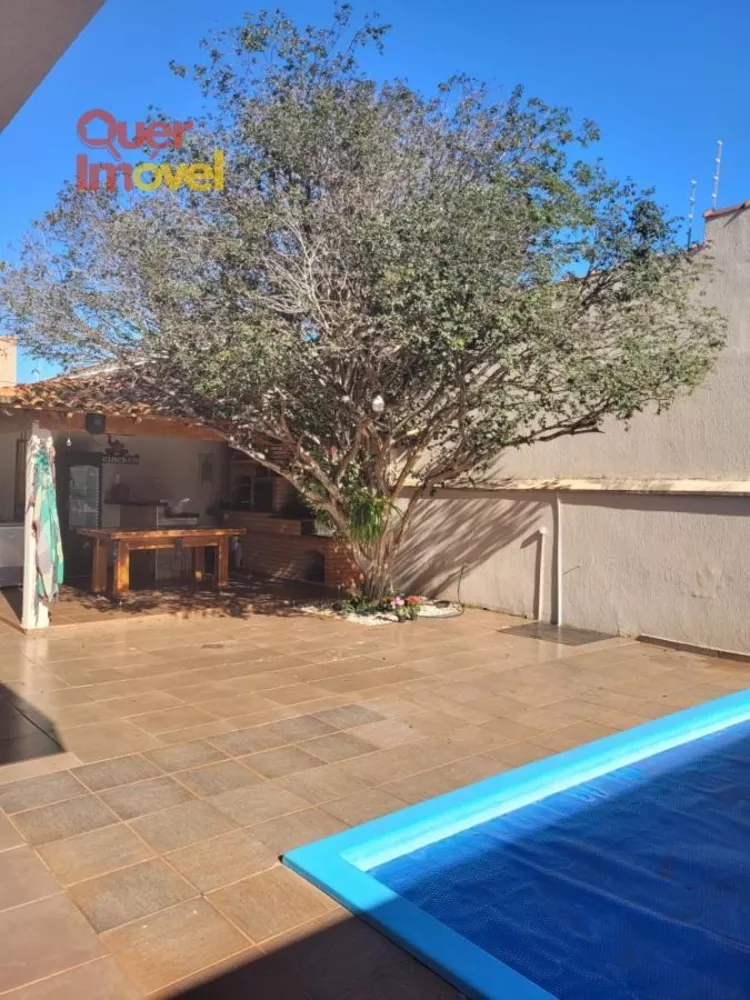 Casa, 5 quartos, 230 m² - Foto 11