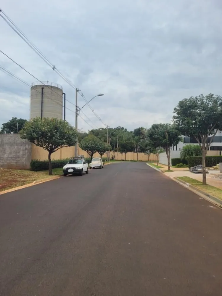 Loteamento e Condomínio, 360 m² - Foto 1