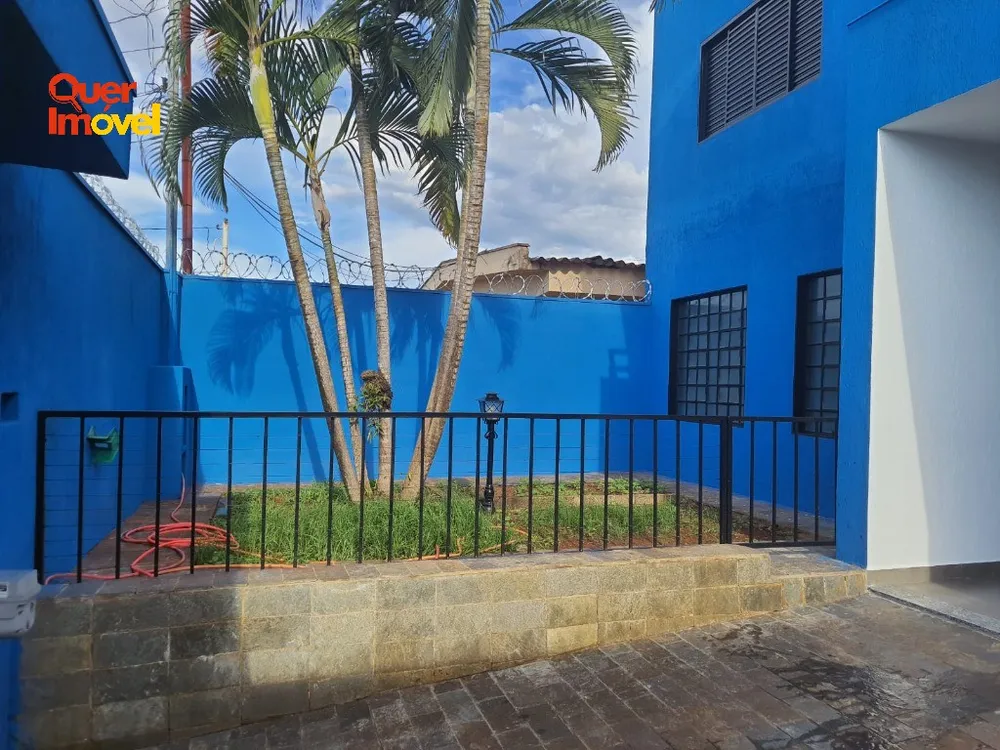Casa, 5 quartos, 250 m² - Foto 4