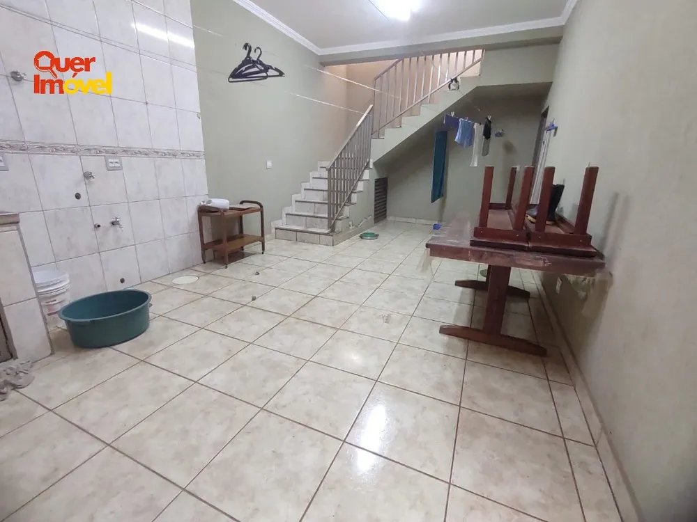 Casa, 3 quartos, 237 m² - Foto 9