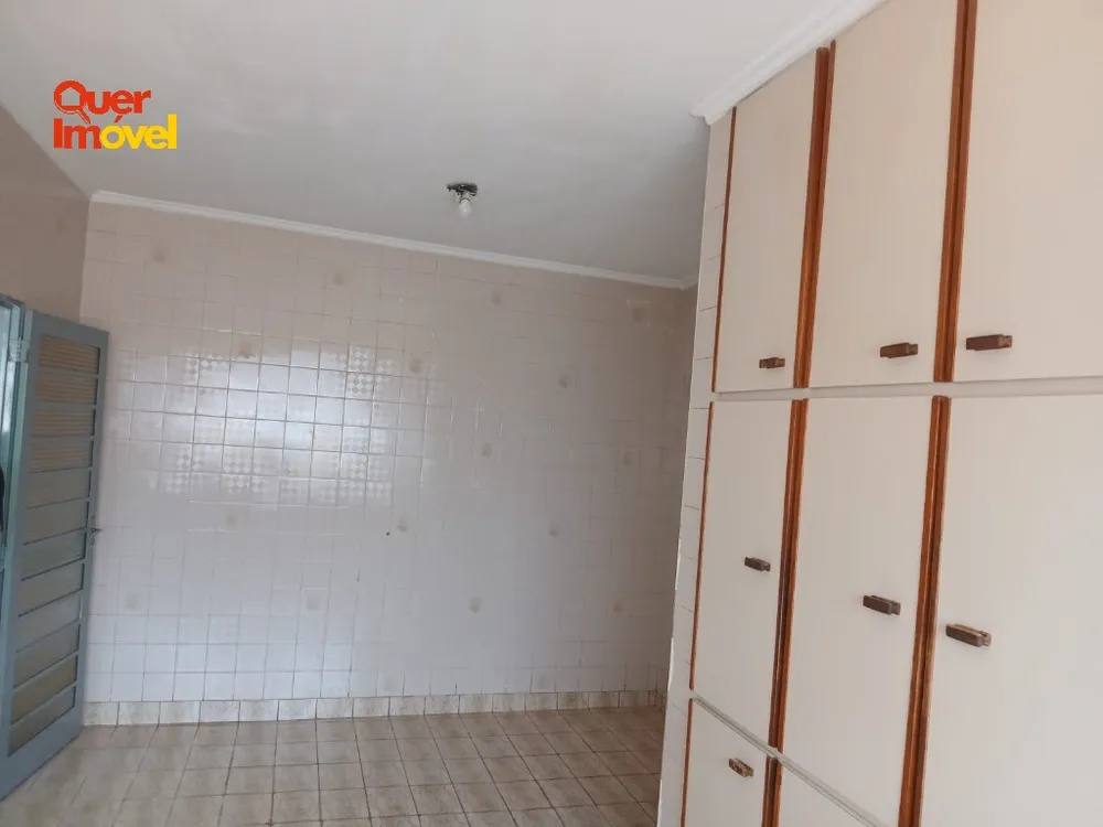 Casa, 3 quartos, 142 m² - Foto 2