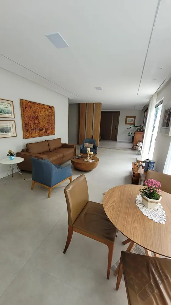 Casa, 4 quartos, 271 m² - Foto 5