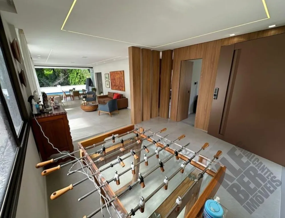 Casa, 4 quartos, 271 m² - Foto 2