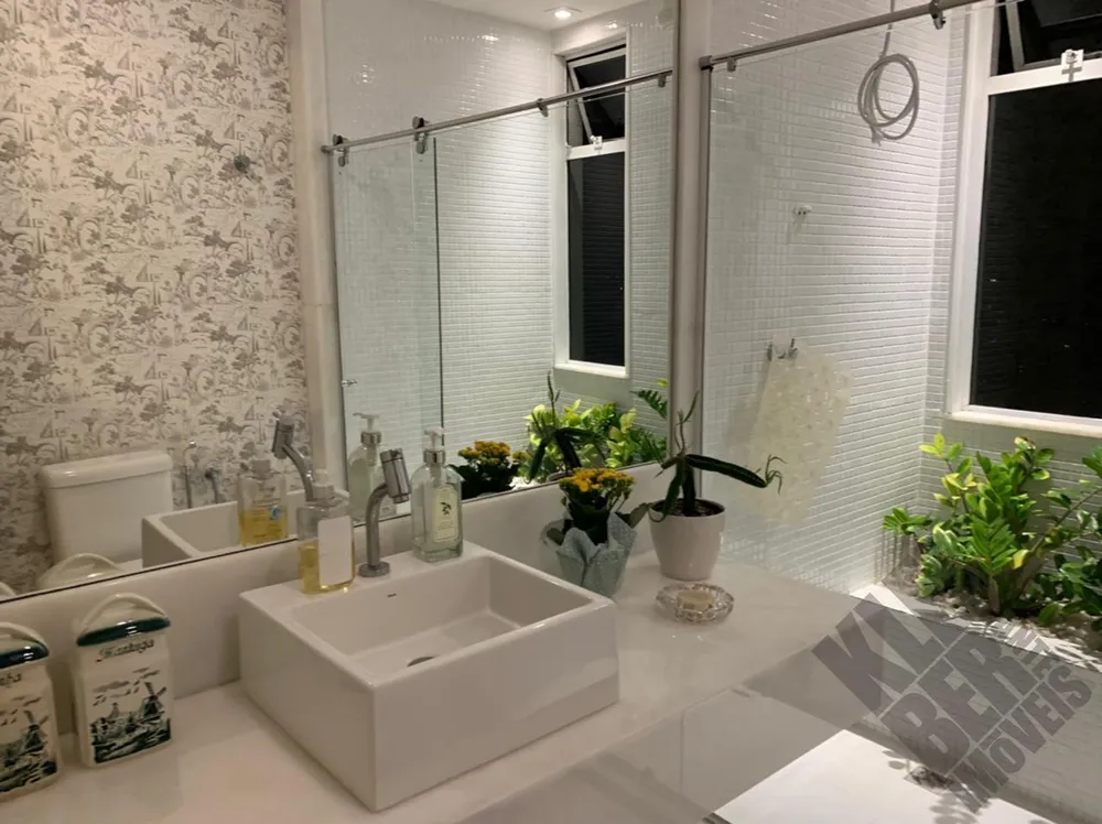 Apartamento, 4 quartos, 206 m² - Foto 1