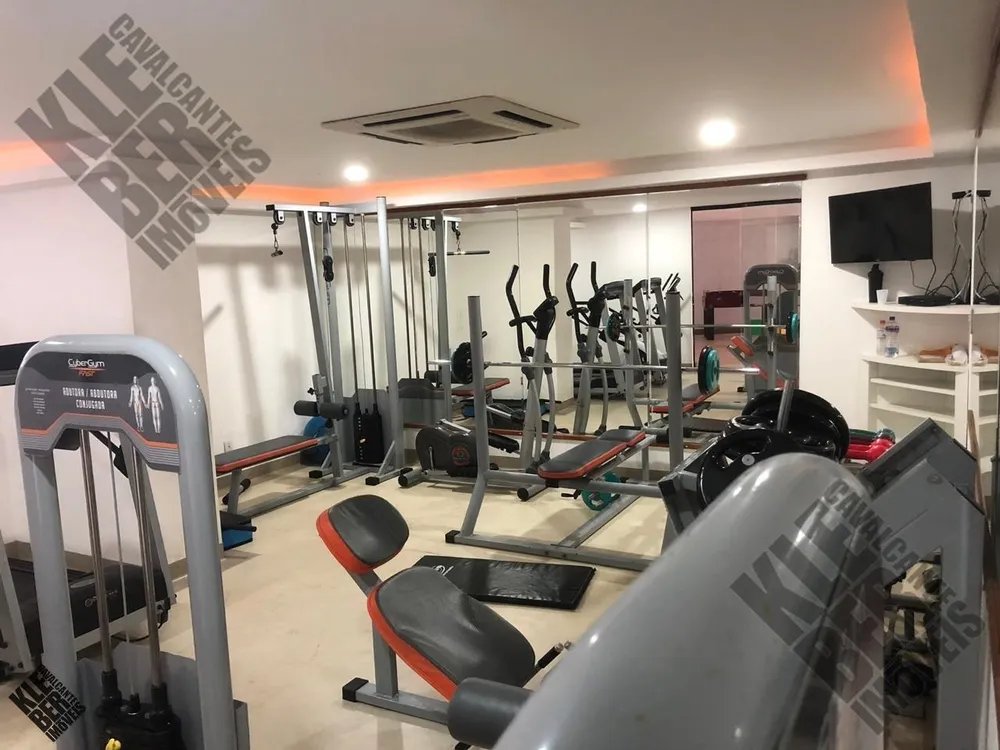 Apartamento, 4 quartos, 197 m² - Foto 2