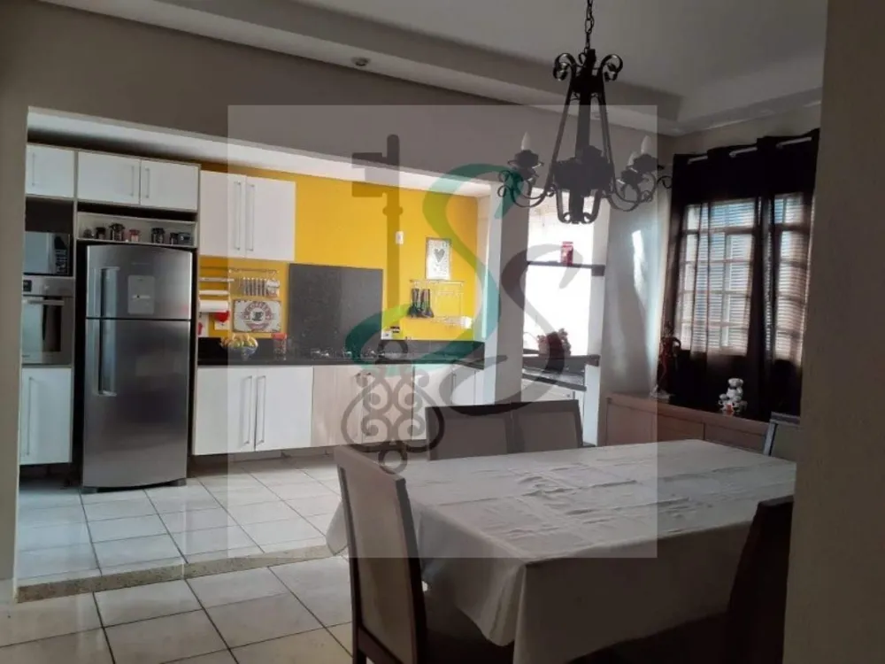 Casa, 4 quartos, 200 m² - Foto 3