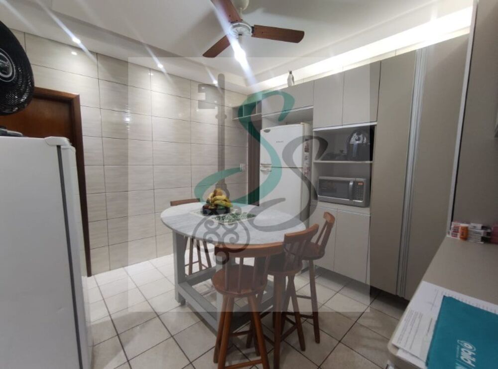 Casa, 3 quartos, 110 m² - Foto 1