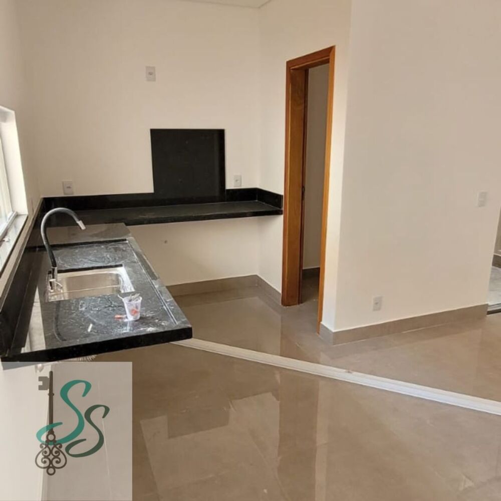 Casa, 3 quartos, 105 m² - Foto 2