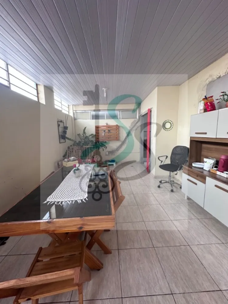 Casa, 2 quartos, 180 m² - Foto 11