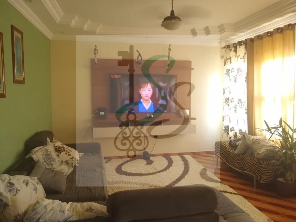 Casa, 3 quartos, 180 m² - Foto 1