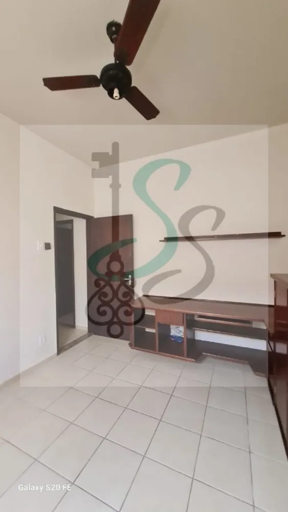 Casa, 3 quartos, 300 m² - Foto 2