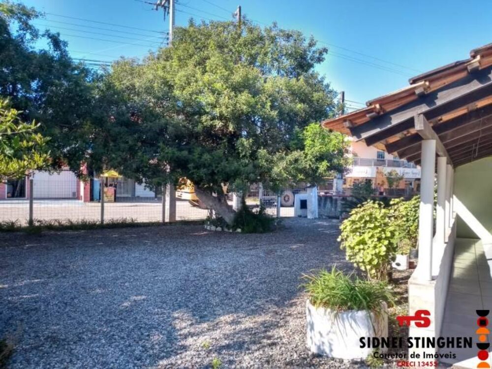 Casa à venda com 3 quartos, 115m² - Foto 2