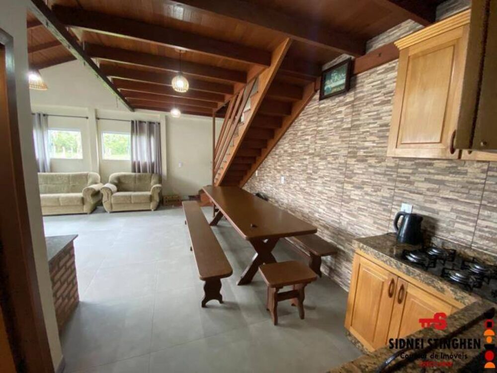 Casa, 3 quartos, 195 m² - Foto 2