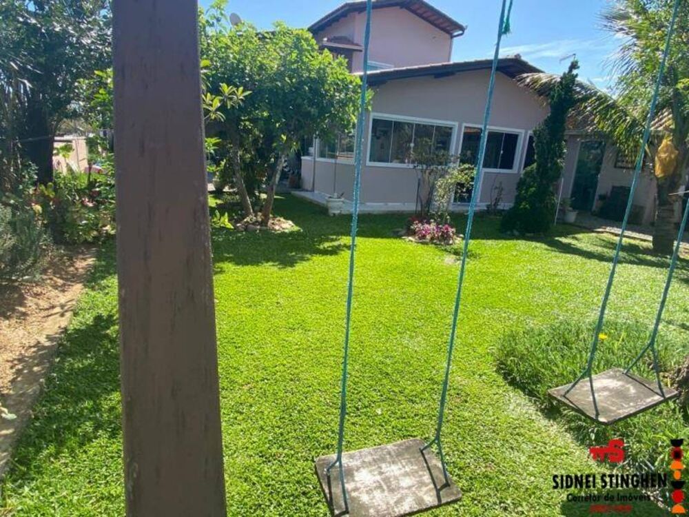 Casa, 6 quartos, 209 m² - Foto 1
