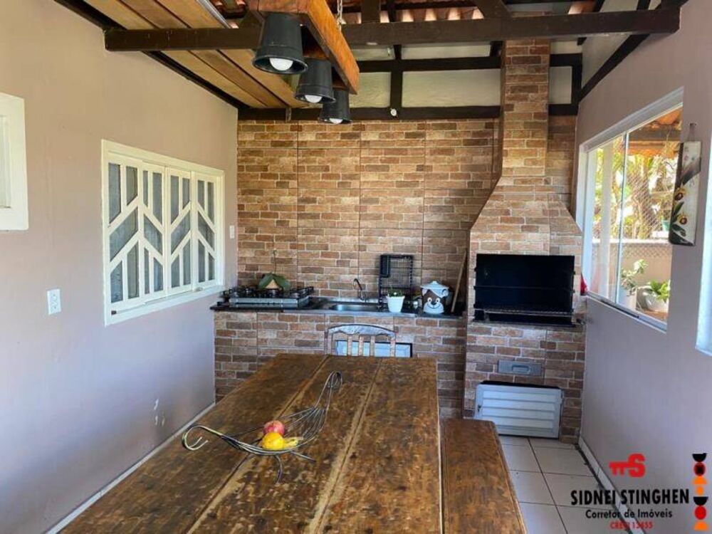 Casa, 6 quartos, 209 m² - Foto 3