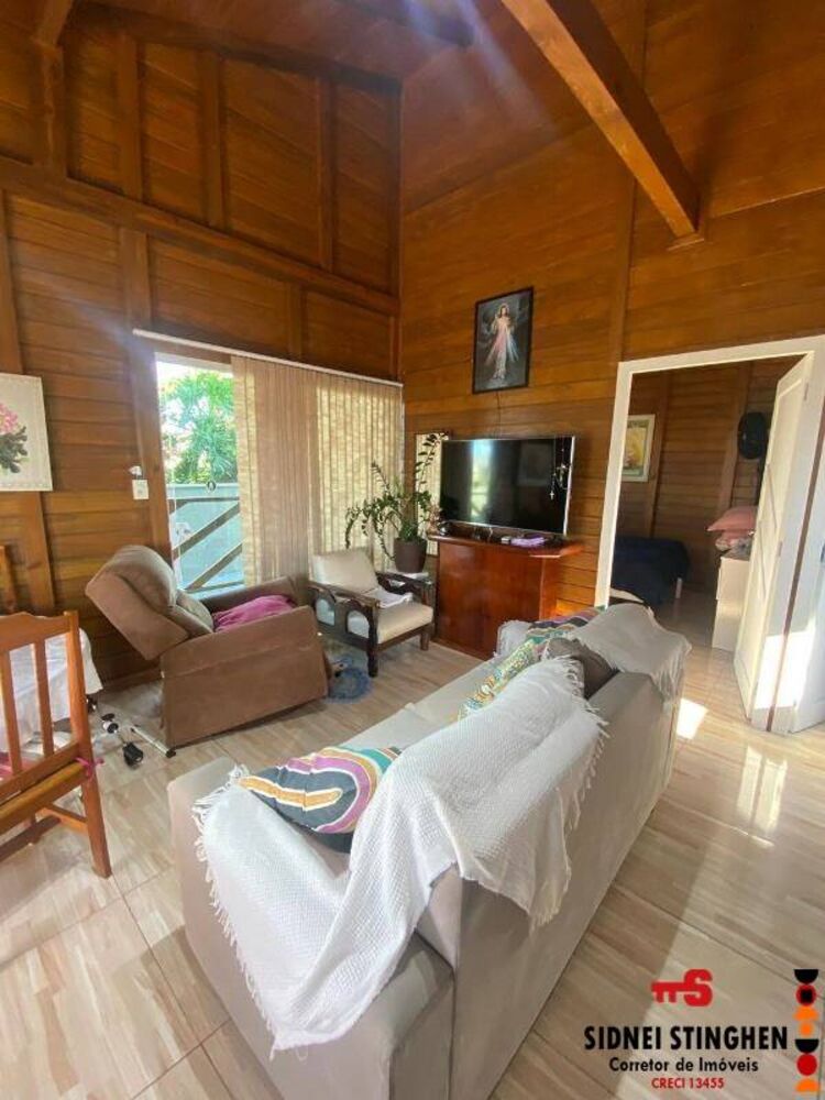 Casa à venda com 2 quartos, 95m² - Foto 4
