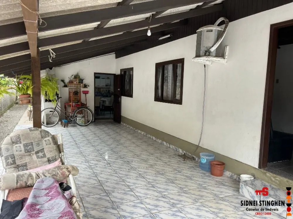 Casa, 4 quartos, 175 m² - Foto 1