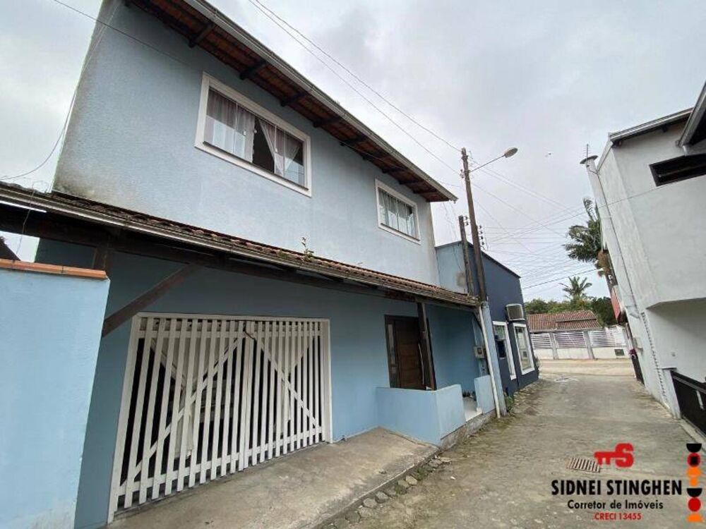 Casa à venda com 3 quartos, 150m² - Foto 2