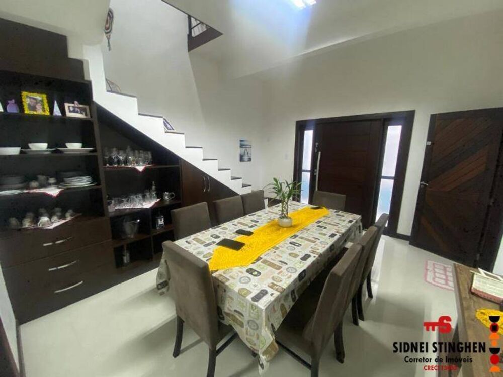Casa à venda com 3 quartos, 150m² - Foto 4