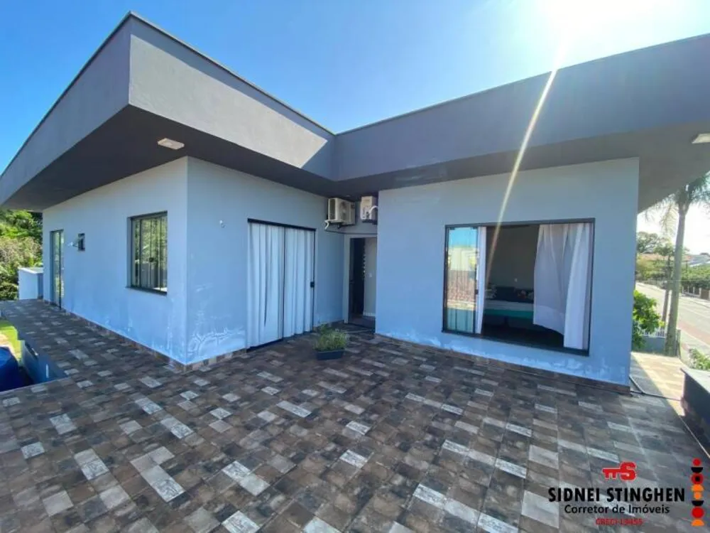 Casa, 5 quartos, 320 m² - Foto 1