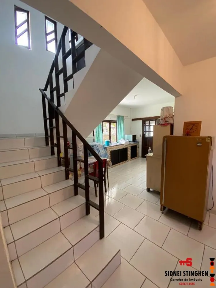 Casa, 7 quartos, 165 m² - Foto 4