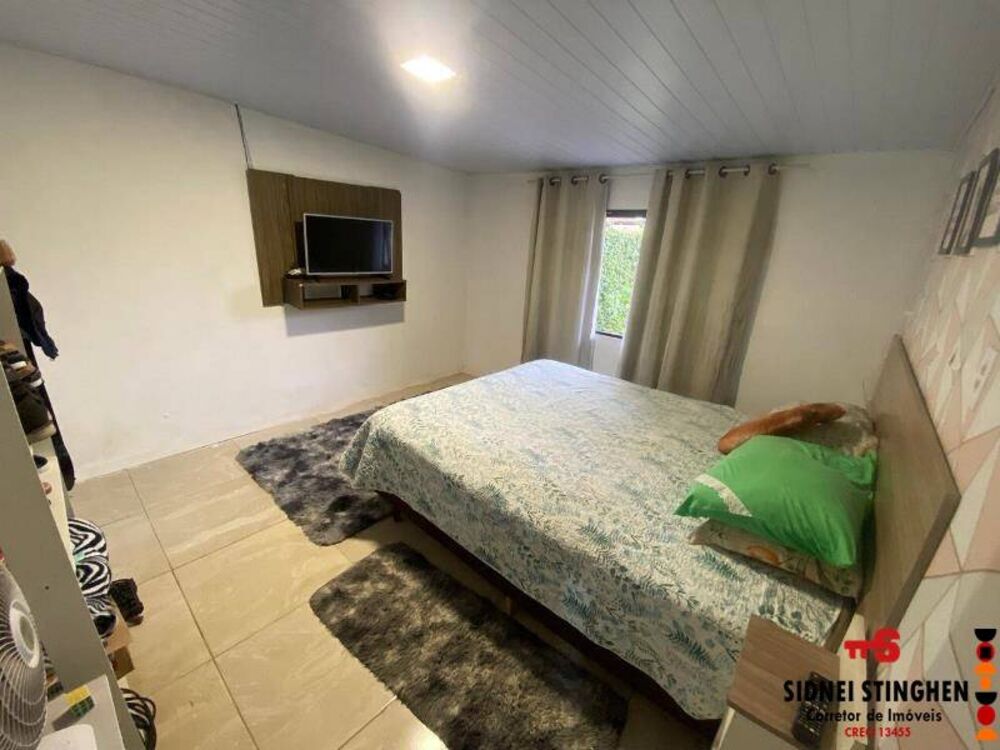 Casa à venda com 3 quartos, 144m² - Foto 4