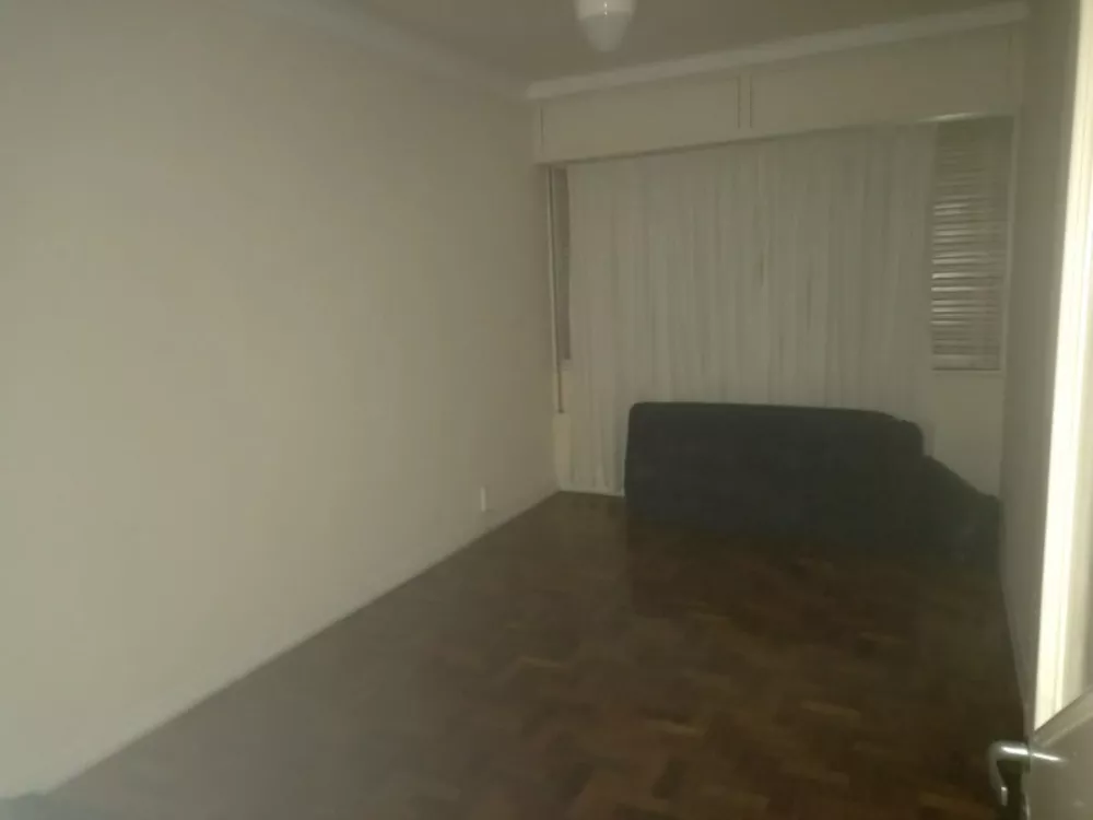 Apartamento à venda com 2 quartos, 70m² - Foto 4