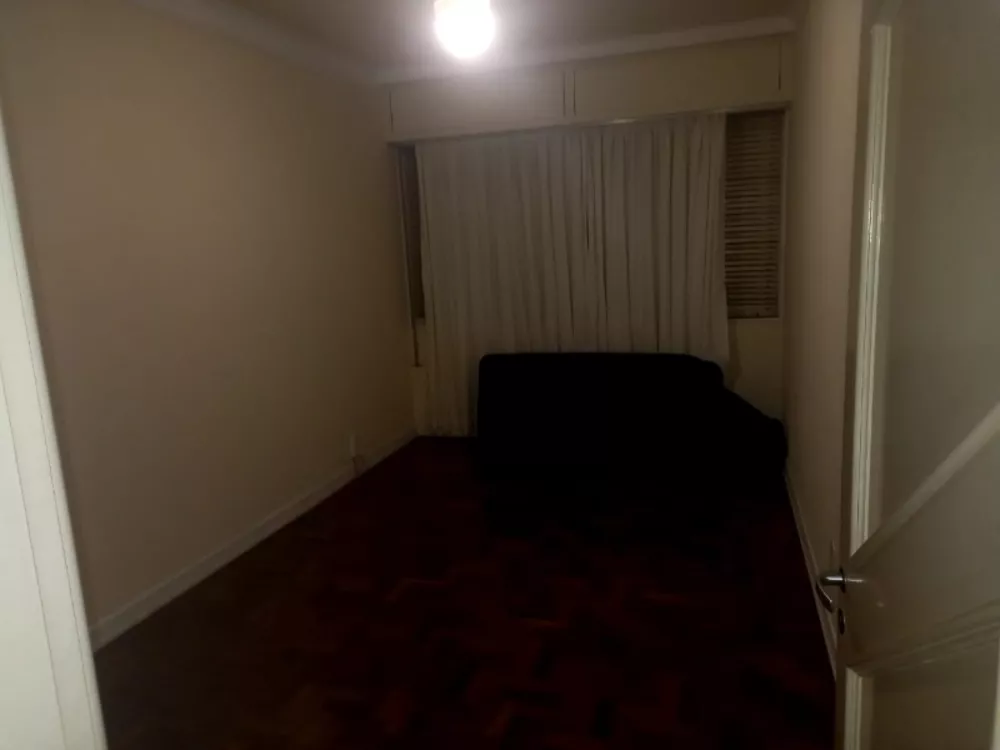 Apartamento à venda com 2 quartos, 70m² - Foto 3