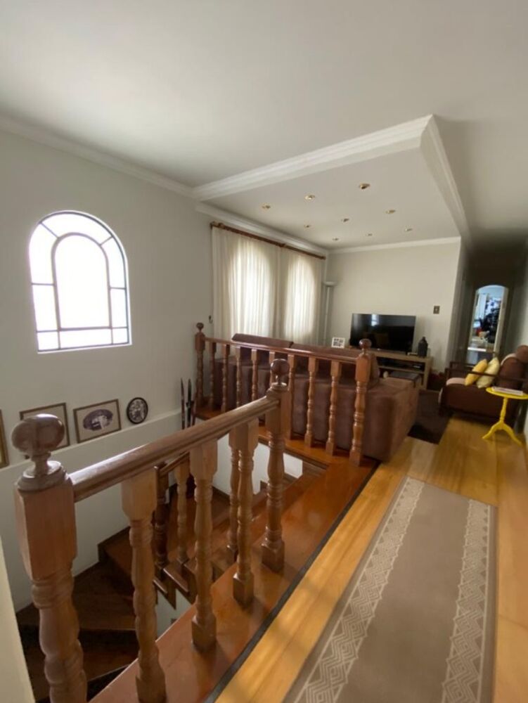 Casa, 3 quartos, 250 m² - Foto 1