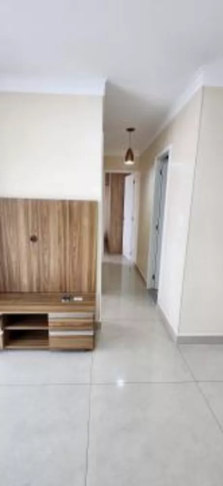 Apartamento à venda com 2 quartos, 60m² - Foto 2