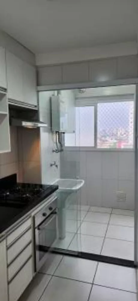 Apartamento à venda com 2 quartos, 60m² - Foto 4