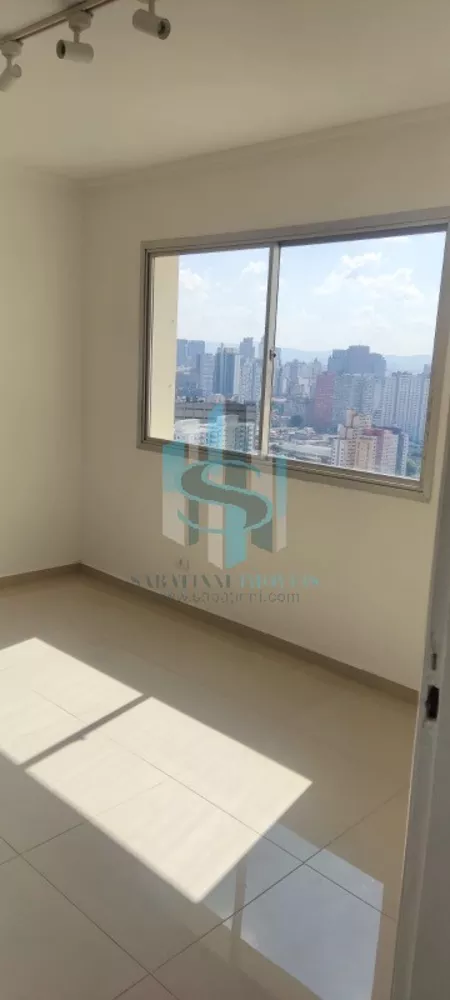 Apartamento à venda com 1 quarto, 40m² - Foto 2