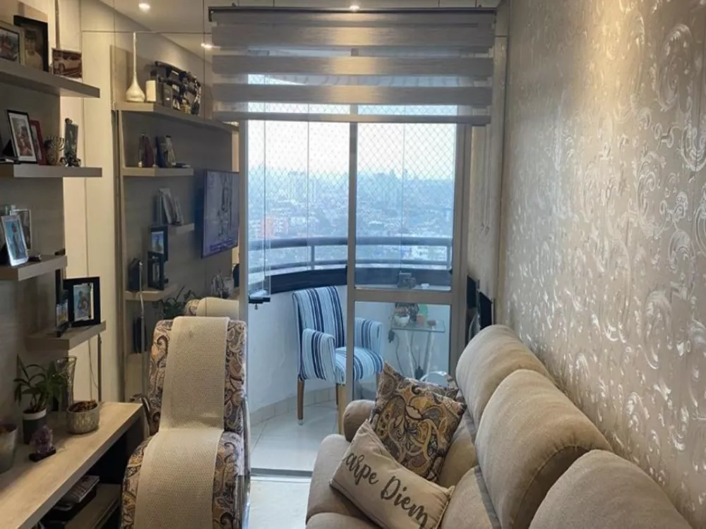 Apartamento à venda com 2 quartos, 67m² - Foto 2