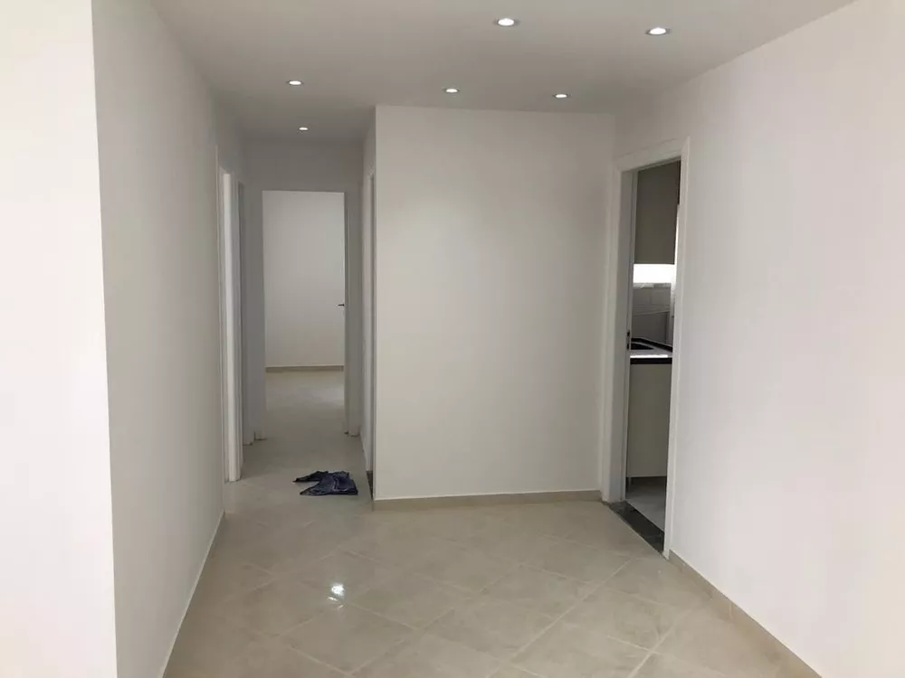 Apartamento à venda com 3 quartos, 63m² - Foto 2