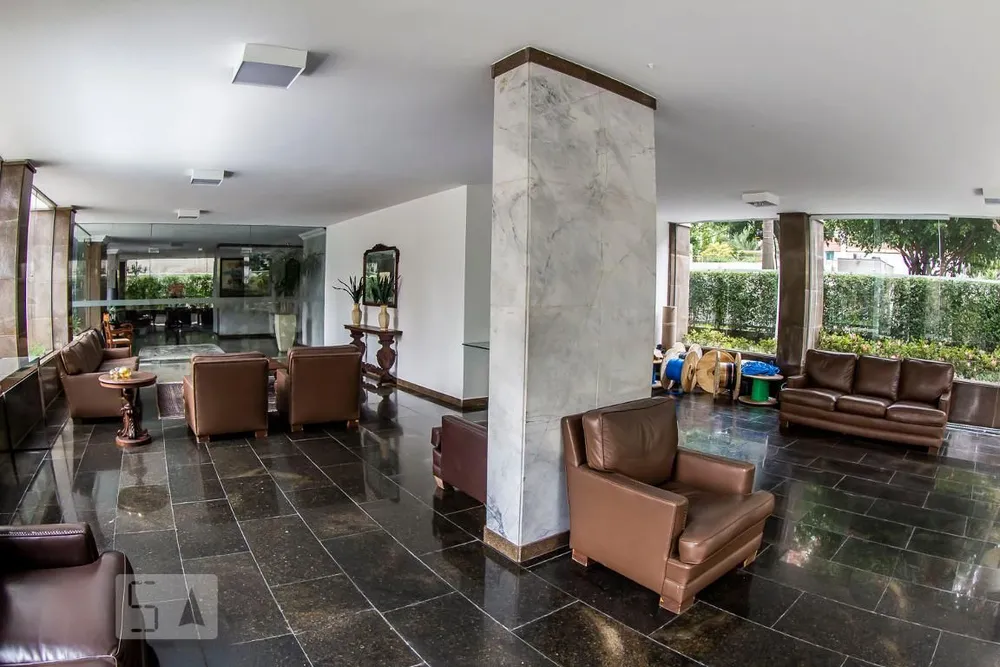 Apartamento, 3 quartos, 210 m² - Foto 1