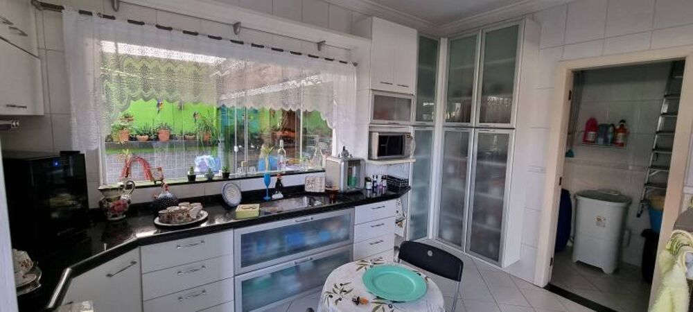 Casa, 3 quartos, 225 m² - Foto 4