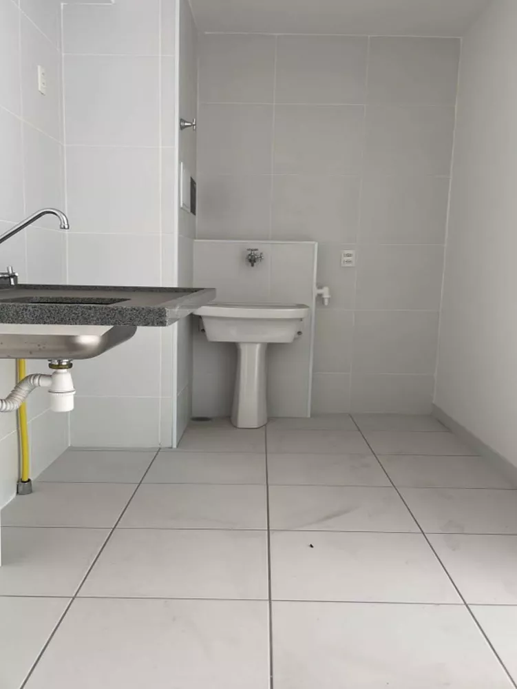 Apartamento à venda com 2 quartos, 34m² - Foto 5