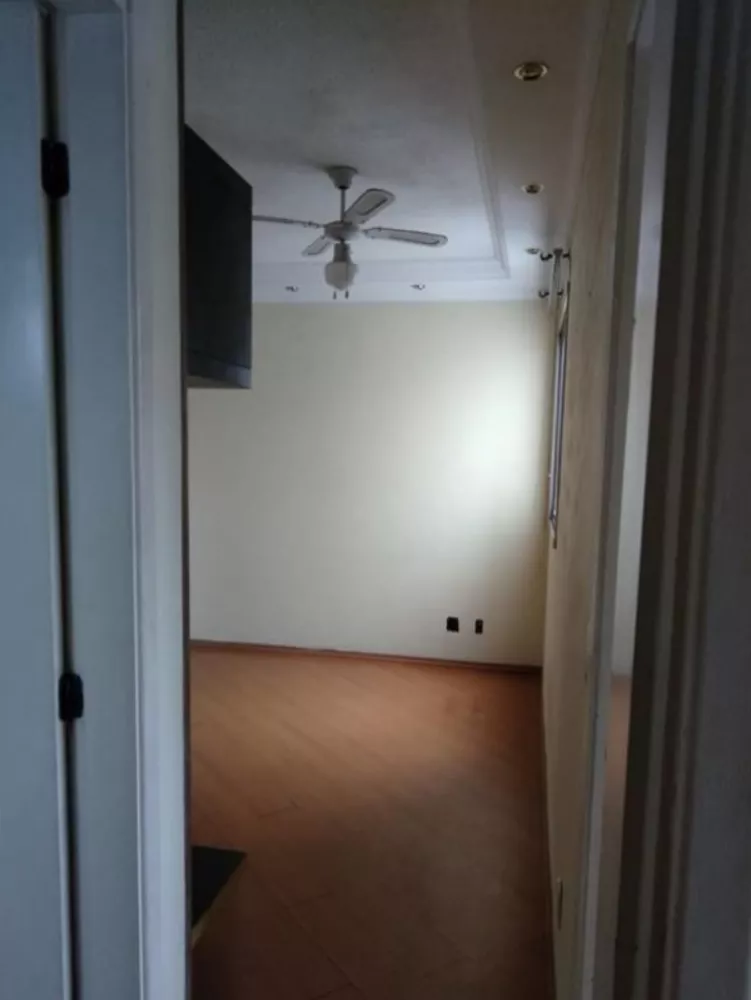 Apartamento à venda com 2 quartos, 44m² - Foto 2