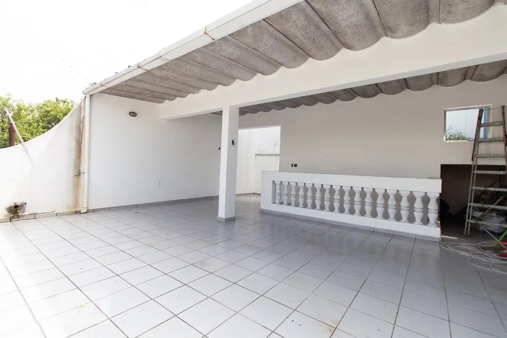 Casa, 3 quartos, 270 m² - Foto 1