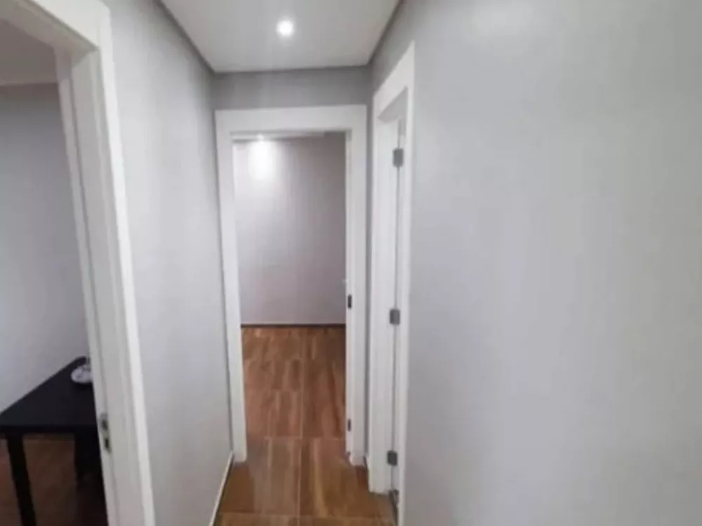 Apartamento à venda com 2 quartos, 45m² - Foto 3