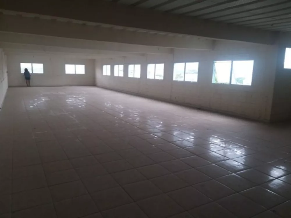 Depósito-Galpão-Armazém à venda, 600m² - Foto 1