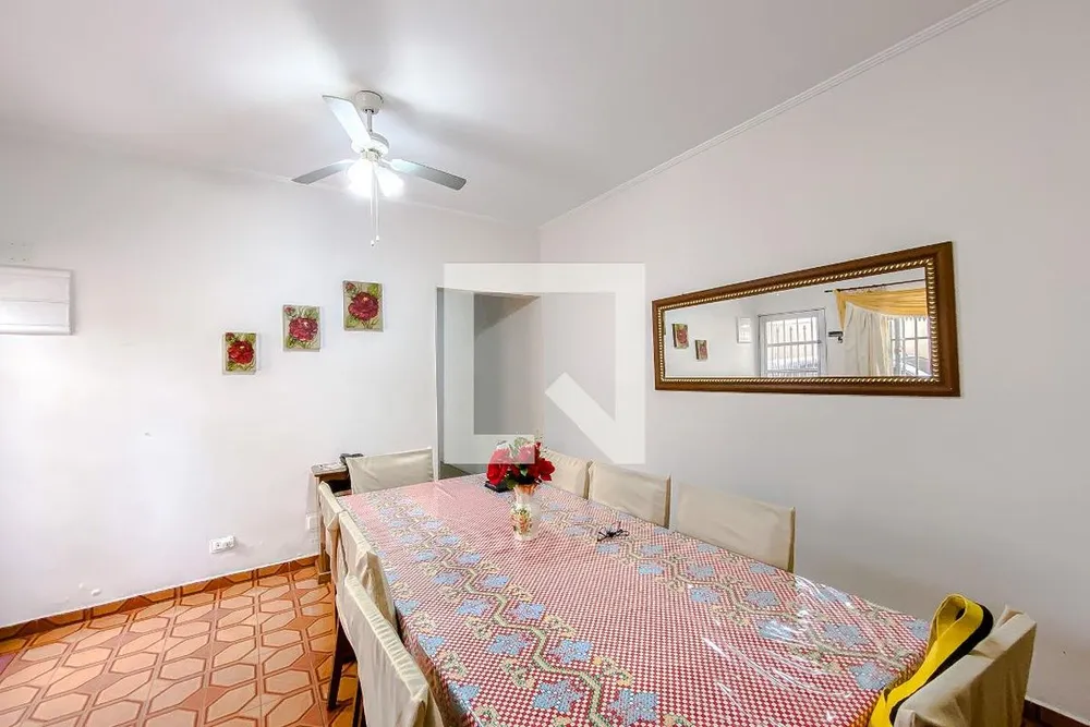 Casa, 4 quartos, 207 m² - Foto 1