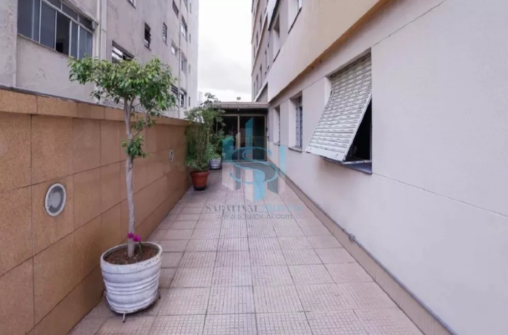 Apartamento à venda com 4 quartos, 143m² - Foto 2