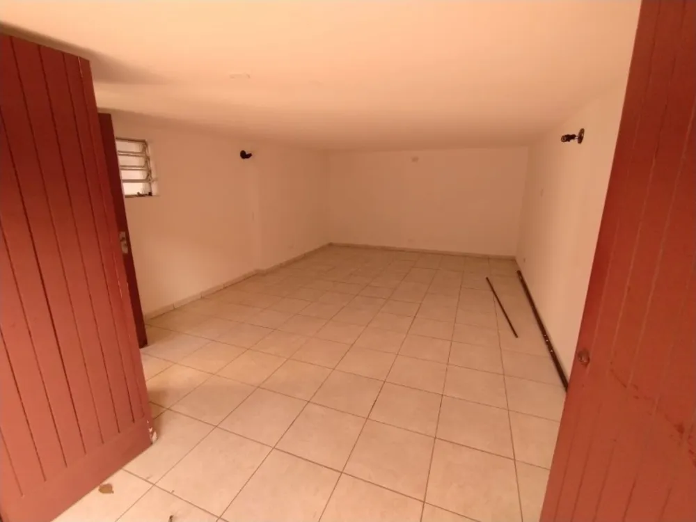 Casa, 6 quartos, 305 m² - Foto 5