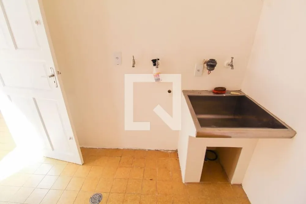 Casa, 4 quartos, 196 m² - Foto 1