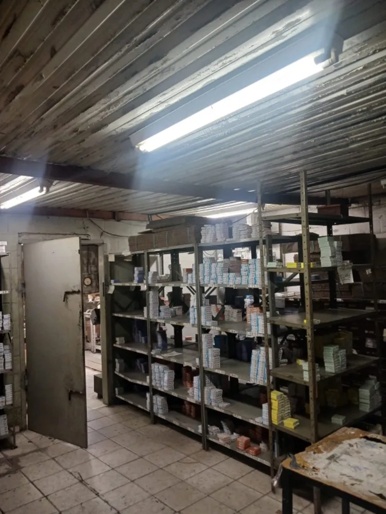Depósito-Galpão, 188 m² - Foto 2