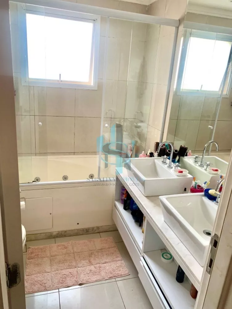 Apartamento, 3 quartos, 156 m² - Foto 4