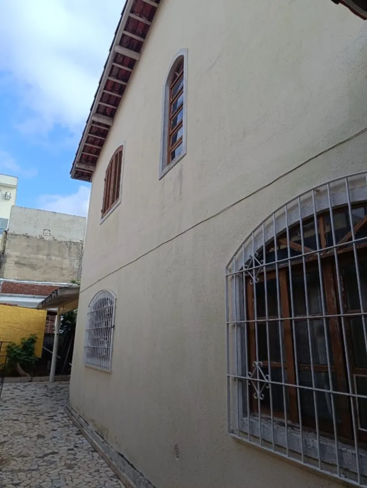 Casa, 4 quartos, 170 m² - Foto 1